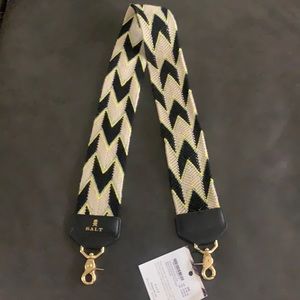 Black and White Zigzag Bag Strap